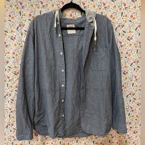Levi’s Men’s Button Up Shirt With Hood
